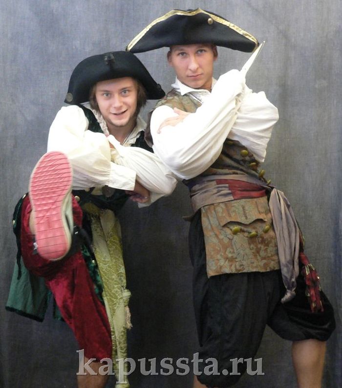 Пиратские костюмы для мужчин
